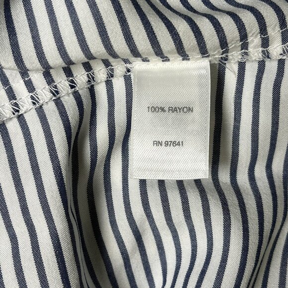 J Jill Tunic Size M Top Nautical Striped Contrasting bottom, Lightweight Coastal - Picture 7 of 10